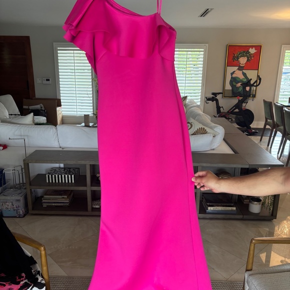 One Shouldered Ruffle Gown - Picture 3 of 4